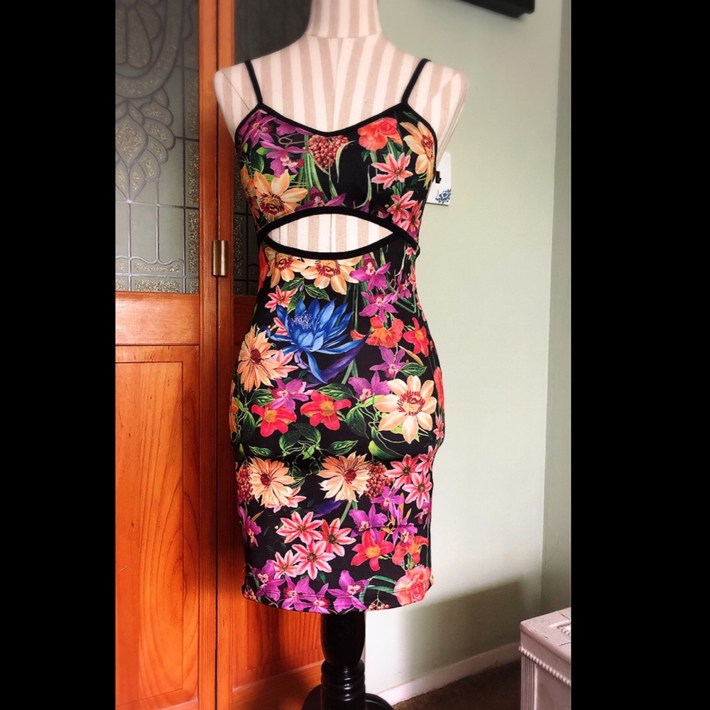 Floral  Bodycon Dress - Ecow🤩